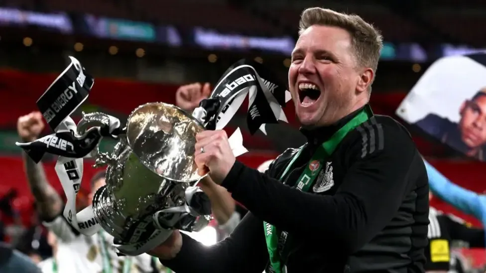 Eddie Howe celebrating after Newcastle's victory over Liverpool in the 2025 Carabao Cup final