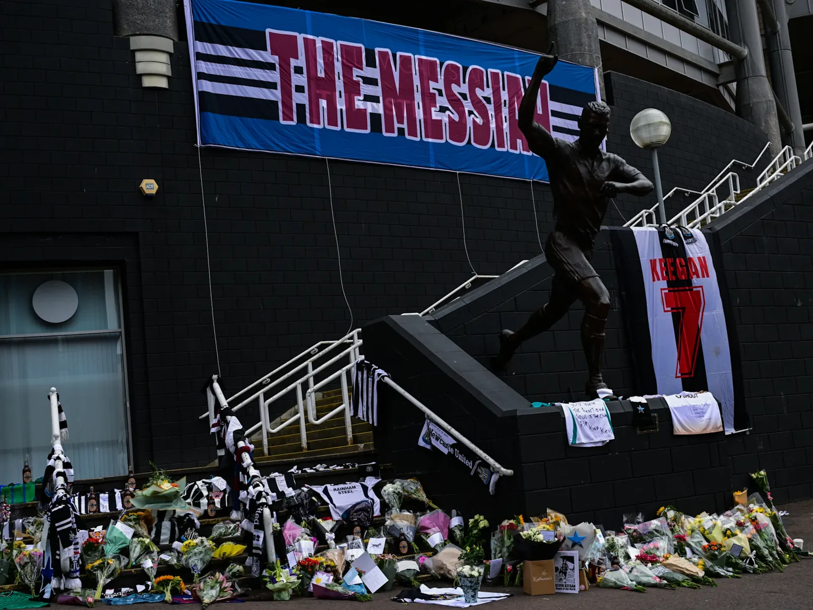 KK SJP tributes