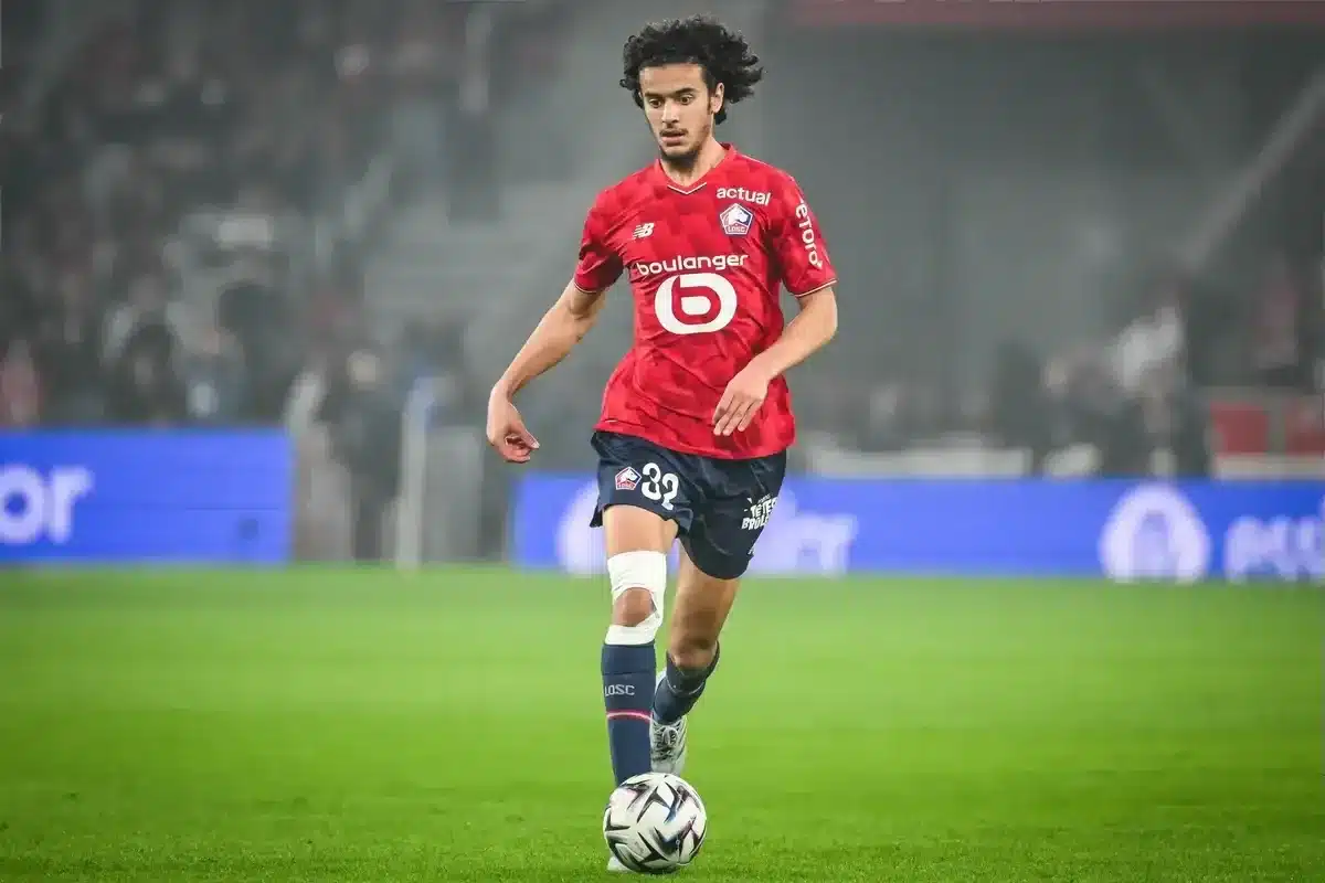 Man City transfer state of play as midfielder commits future to Blues and Ayyoub Bouaddi plan clear - Manchester Evening News