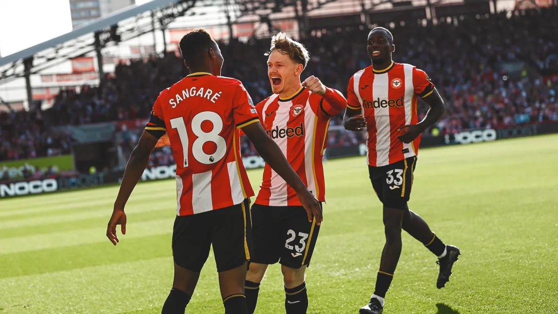 Premier League: Brentford beat Tottenham after wins for Hull, Ipswich, Everton and Leeds