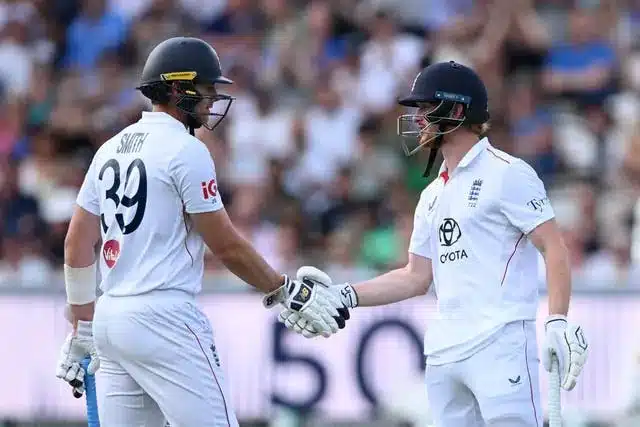 Jamie Smith and Jordan Cox led England’s resistance on an even day at Lord’s