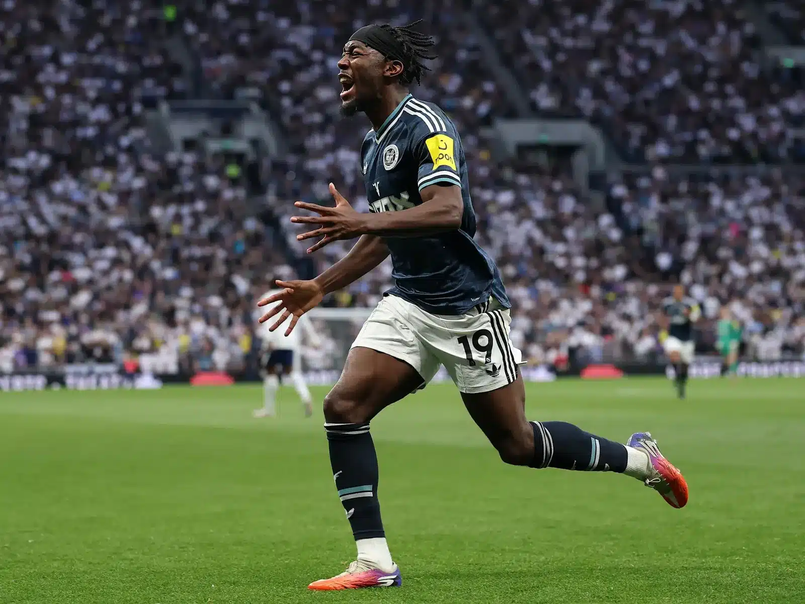 Tottenham A 26-27 report image