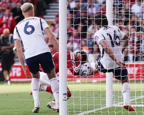 Neco Williams scores a goal for Nottingham Forest that was later disallowed against Tottenham.